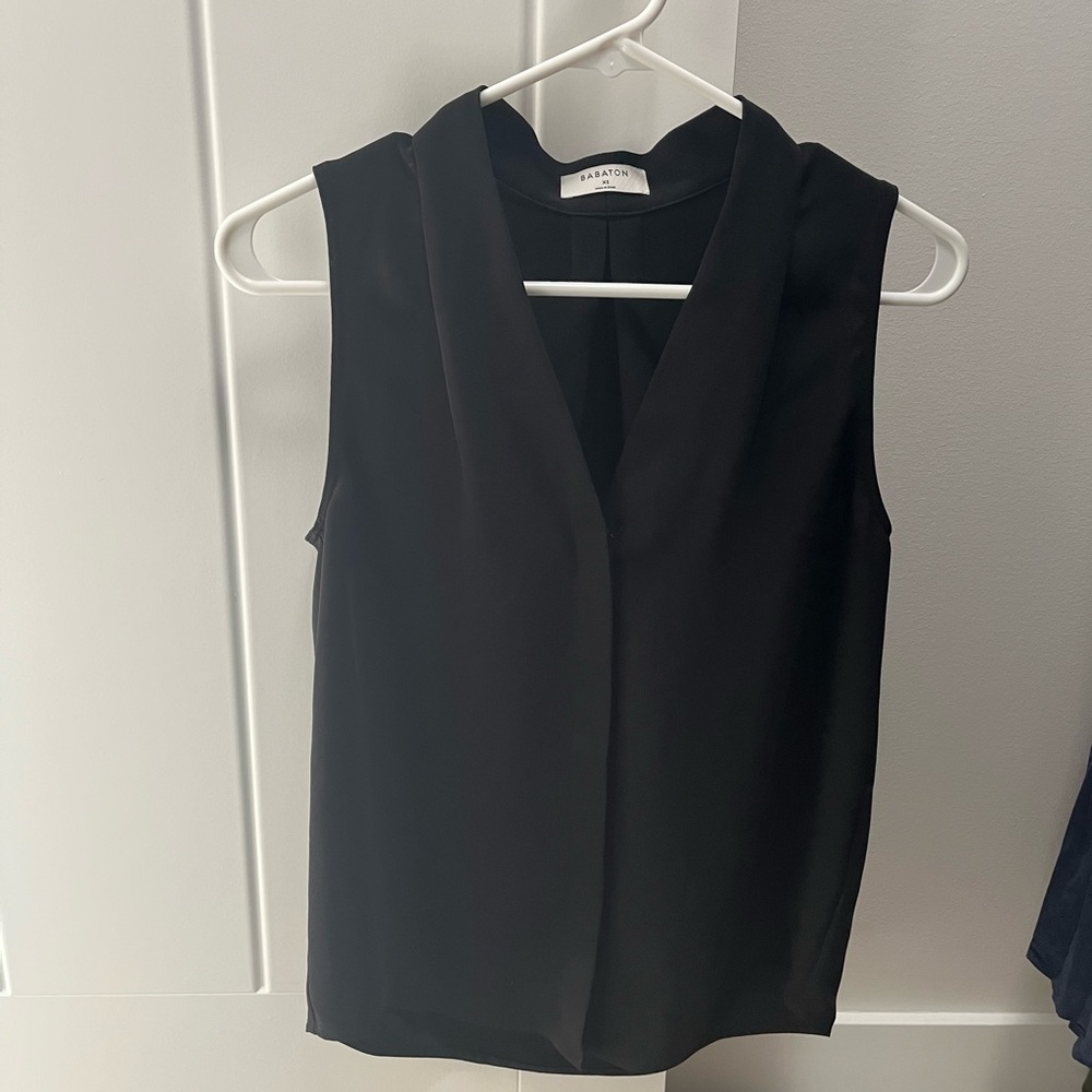 Babaton power blouse black